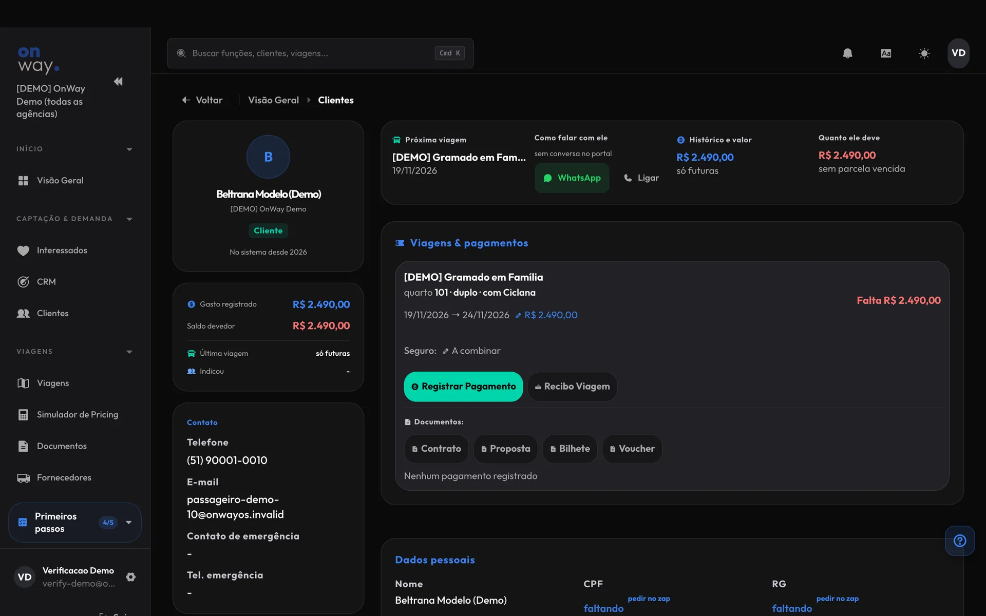 Ficha 360 de um cliente no OnWay: total investido, viagens e pagamentos, linha do tempo de contatos e a rede de relacionamento com quem indicou e com quem ele viaja
